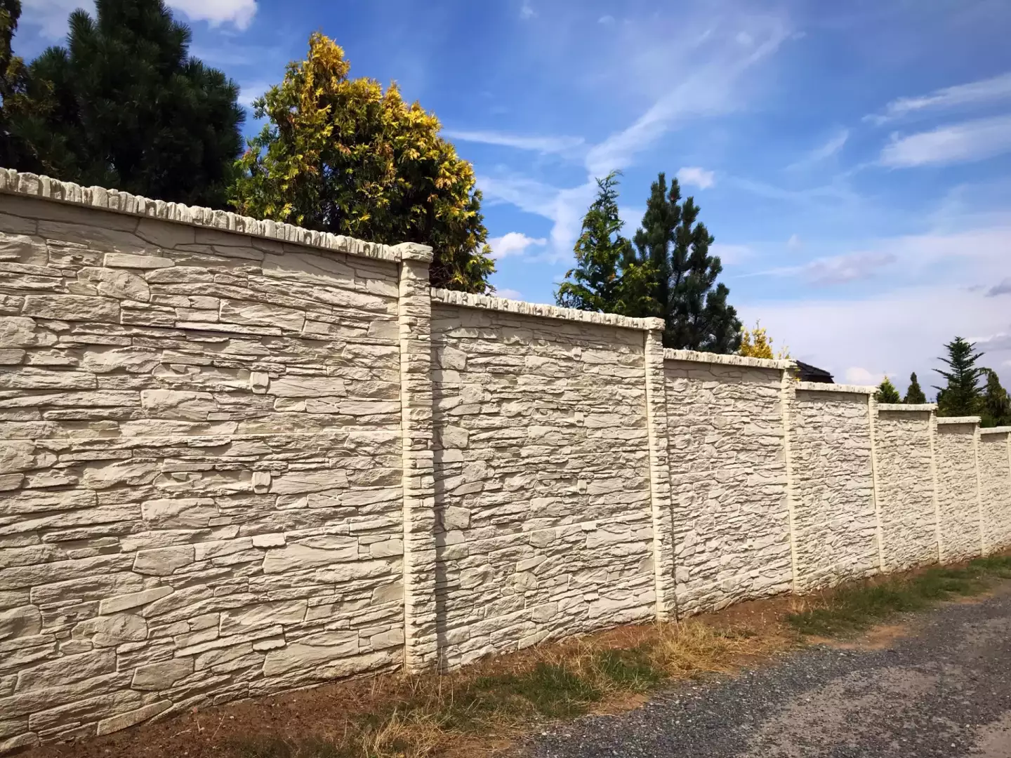 Betonový plot TVD - Shale bílý